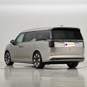 Moderno y Elegante MPV Vo-Lvo EM90 de 5 Puertas y 6 Asientos, Vehículo de Nueva Energía con Motor Potente Diseñado para el Bienestar de los Pasajeros, Disponible en Stock - Product Image 3