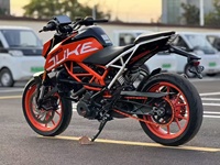 Moto Naked KTM 1 Duke 390 390cc d'occasion, puissante et fiable, pour l'exportation mondiale
