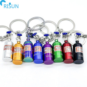Nueva moda coche llavero NOS botella óxido <span class=keywords><strong>nitroso</strong></span> llavero personalizado Logo caja almacenamiento anillo llavero Mini llavero - Product Image 1
