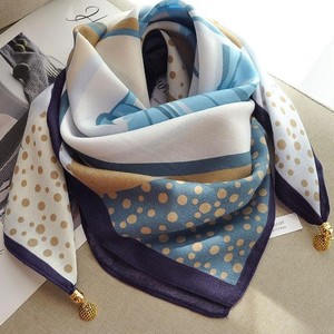 Stylish Korean Style <b>Square</b> <b>Scarf</b> 68x68 Cm Polyester Twill Print With Magnetic Snap Closure For Spring 2024 - Product Image 5