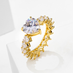 Bagues de fiançailles RAKOL RP2281 en forme de cœur romantique avec zircon, en acier inoxydable, bijoux de mode pour femmes 2025 - Product Image 1