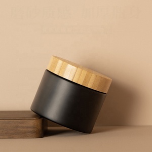 Vente en gros paquet de bougies Nature contenants de beurre corporel cosmétiques pot vide en verre <span class=keywords><strong>noir</strong></span> mat de 200g avec couvercle en <span class=keywords><strong>bambou</strong></span> - Product Image 6