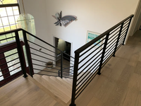 Rampe de balcon en métal sur mesure, barre horizontale, revêtement en poudre noire, pour terrasse et escalier