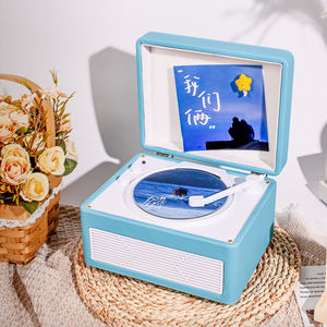 Lecteur CD portable rétro avec couvercle style tourne-disque, haut-parleur stéréo sans fil, lecteur de musique de bureau pour la décoration de la maison - Product Image 5