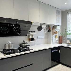 Meubles de cuisine haut de gamme personnalisés avec évier et robinet, ensemble complet pour appartements - Comprend dosseret, tiroirs coulissants et accessoires - Product Image 6