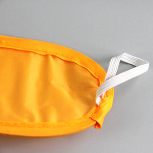 مروحة جيب قابلة للطي مصنوعة من النايلون على شكل حرف T مع حقيبة، تصميم قابل للطي للشعارات واللافتات الترويجية - Product Image 3