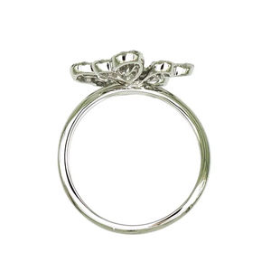 Anillo de Oro Blanco de 18K con Diamantes Pavé en Forma de Trébol de Cuatro Hojas, con Recortes de Corazón y Banda Trenzada, Joyería de Lujo para Mujer - Product Image 1