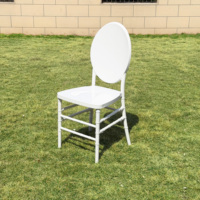 Chaise Chiavari ovale empilable en résine blanche pour réception de mariage, hôtel, événement, location de chaises de fête