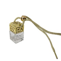 Nouveau diffuseur de parfum carré 6 ml pour voiture, flacon en verre suspendu avec couvercle en bois, bouteilles vides