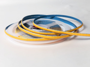 Bande LED COB à faible perte de transmission de haute qualité pour alimentation haute tension, CCT réglable, livrée avec support adhésif 3M - Product Image 4