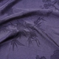 Tissu satiné jacquard froissé en polyester et élasthanne, aspect acétate, pour robes, kimonos, peignoirs, ensembles de créateurs