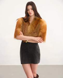 Popolare giacca di <span class=keywords><strong>pelliccia</strong></span> di volpe rossa a maniche corte alla moda a buon mercato con scollo a V di dimensioni personalizzate <span class=keywords><strong>per</strong></span> le signore - Product Image 4