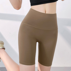 Shorts capri athlétiques taille haute en tissu extensible, idéaux pour le yoga, la course à pied et les séances de gym - Product Image 4