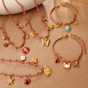 Conjunto de Collares y Pulseras de Aleación de Zinc con Colgante de Mariposa e Insecto, Diseño de Cuerda Roja Tejida Estilo Europeo-Americano, Joyería de Moda para Uso Diario - Product Image 1