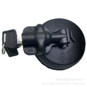 ฝาถังน้ำมันดีเซลรถขุดฮิตาชิ ขนาดรัศมี 71.13 มม. เส้นผ่านศูนย์กลาง 102 มม. ผลิตจากโพลีออกซีเมทิลีน สีดำ พร้อมตัวล็อคฝาถังน้ำมัน - Product Image 5