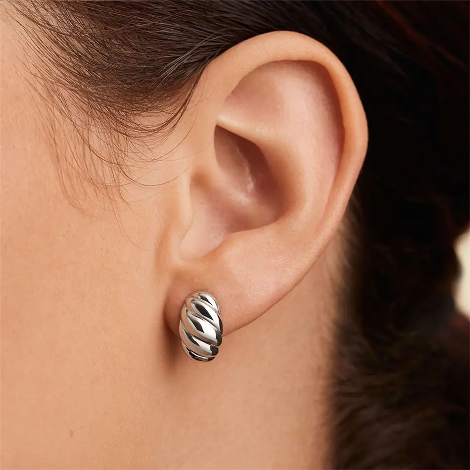 EManco – petites boucles d'oreilles torsadées en forme de Croissant, en acier inoxydable 316L, boucles d'oreilles Huggie en plaqué or 18K, créoles pour femmes, vente en gros, 2022