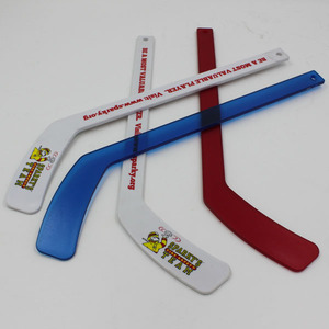 Bâton de hockey en plastique personnalisé pour enfants - Logo personnalisé imprimé UV, bâton miniature léger pour un jeu amusant et actif - Product Image 4