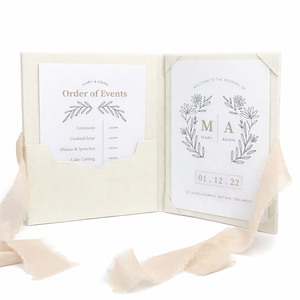 Invitación de Boda en Lino Verde Claro, Folio con Cinta en Relieve, Libro de Invitaciones, Programa de Eventos, Tarjeta de Invitación - Product Image 2