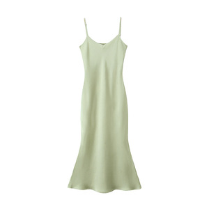 Vestido de Tirantes Verde Menta con Cuello en V y Cola de Pez para Mujer Tallas Grandes, Color Sólido, Cintura Natural - Product Image 1