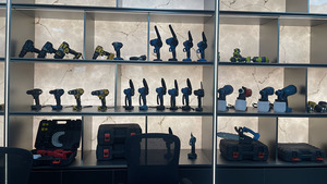 Juego de Herramientas para el Hogar y Mecánica, Nuevo, Económico, con Destornillador Eléctrico de Litio - Product Image 6