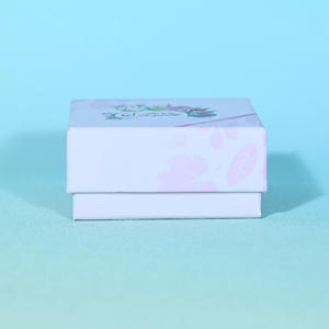 Boîte d'emballage pour petites entreprises, logo personnalisé, fenêtre transparente, papier rigide pour cosmétiques, savon, bougie, nourriture, cupcake, cadeau, boîte d'expédition - Product Image 2