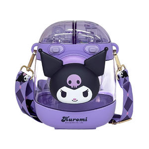 แก้วพลาสติกเฮลโลคิตตี้พร้อมสายสะพาย ขวดน้ำการ์ตูนความจุขนาดใหญ่สำหรับเด็กทุกเพศ - Product Image 5