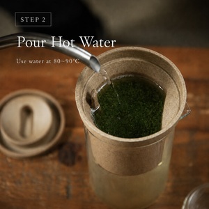 Tetera Pequeña de Cerámica con Estructura Integrada de Filtrado de Hojas para Té Verde Tostado - Product Image 3