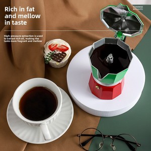 Cafetière Moka en aluminium vert et rouge, style italien, octogonale, avec soupape de sécurité - Product Image 3
