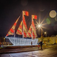 Grand voilier géant extérieur illuminé par LED 3D pour décoration de festival de vacances de qualité commerciale