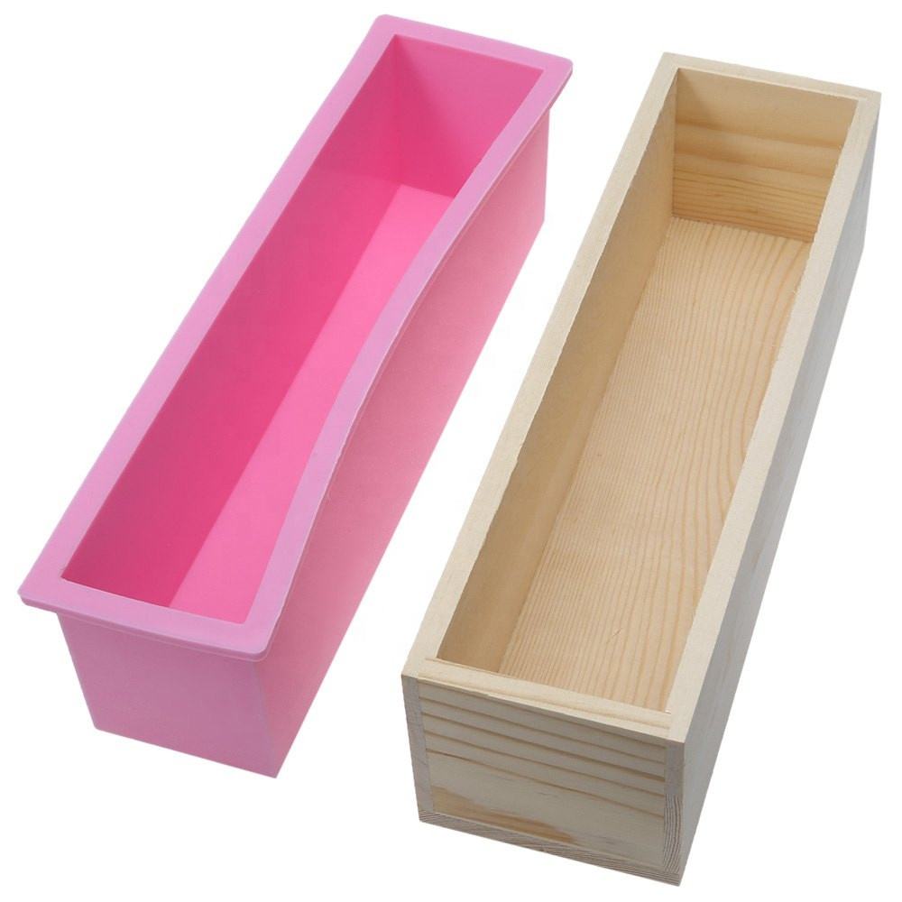 Boîte en bois de silicone rose avec le couvercle