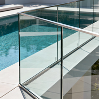 Garde-corps contemporain en verre trempé feuilleté pour villa balustrade en verre trempé escalier extérieur hôtel d'hôpital