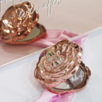 Cadeau d'invité de mariage exquis souvenir miroir en or Rose plié maquillage Compact forme de fleur Mini miroir