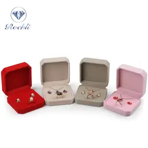 Logo personnalisé boîte d'emballage de bijoux mélange utiliser velours ensemble de bijoux boîte pour anneau boucle d'oreille collier usage multiple étui à bijoux
