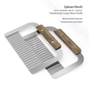 Ensemble complet d'outils <span class=keywords><strong>pour</strong></span> la fabrication de savon - Coupe-savon, couteau à fil et lame ondulée <span class=keywords><strong>pour</strong></span> la découpe de savon fait <span class=keywords><strong>maison</strong></span> - Product Image 4