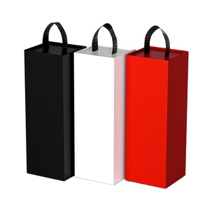 Caja de Regalo Magnética Plegable de Cartón Impresa Personalizada para Copas de Vino con Asa de Cuerda para 2 Botellas de Vino Tinto - Product Image 2