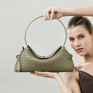 Bolso de Hombro de Cuero Genuino Tejido, Estilo Vintage, Cómodo y Portátil para Mujer, Diseño de Moda - Product Image 2