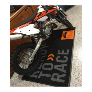 Stampa personalizzata <span class=keywords><strong>garage</strong></span> per interni esterni con logo da pavimento per <span class=keywords><strong>moto</strong></span> tappetino antiscivolo resistente per <span class=keywords><strong>moto</strong></span>, <span class=keywords><strong>tappeto</strong></span> da <span class=keywords><strong>garage</strong></span> - Product Image 5