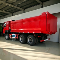 Camion benne basculante diesel HOWO 6x6 Euro 2 avec caméra de recul pour le transport de matériaux de construction, minier, de carrière et d'infrastructure - Nouveau