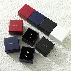 Scatole per Gioielli in Cartone Rosso Bordeaux Personalizzate con LOGO, Confezioni per Gioielli, Scatole per Anelli e Bracciali - Product Image 1