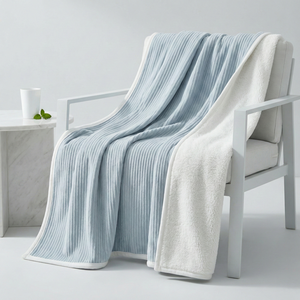 Manta de Hotel Minimalista de Estilo Nórdico |   Terciopelo de franela acanalado compuesto Shu Velveteen |   Manta Gris Beige |   Fabricación Personalizada al por Mayor - Product Image 1