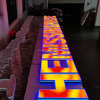 Lettres lumineuses 3D programmables en couleur, signalétique tridimensionnelle dynamique RVB pleine couleur pour centres commerciaux et magasins