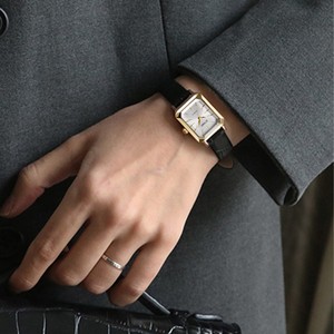 Reloj de pulsera de cuarzo de lujo para mujer, estilo artístico, forma cuadrada pequeña, elegante, diseño Simple, correa de cuero, reloj para mujer - Product Image 1