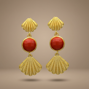 Pendientes de Diseño Étnico en Tono Dorado con Diseño de Concha Marina y Piedra de Ónix Roja en Latón para Bodas y Fiestas - Product Image 2
