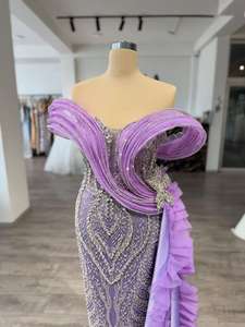 3D-Design Langes Lila Abendkleid für Verlobungsfeier mit Seitlichem Überrock, Maßgeschneidert, Dubai-Stil, Plissiert, Schulterfrei, für den Abschlussball - Product Image 2