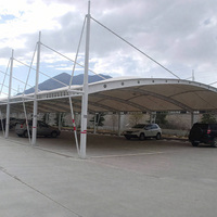 PVDF Tension Membrane Toit Pare-soleil Auvent Structure en acier Voiture Porche Conception pour Parking Hangar Toit pour Hôtels Garages Écoles