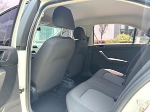 Voiture <span class=keywords><strong>d</strong></span>'<span class=keywords><strong>occasion</strong></span> en bon état Volkswagen <span class=keywords><strong>Santana</strong></span> 1.6L Essence Manuelle Berline Conduite à Gauche 5 Vitesses Coffre Spacieux Véhicule <span class=keywords><strong>d</strong></span>'<span class=keywords><strong>occasion</strong></span> fiable - Product Image 6