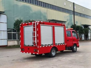 Camión de Bomberos de Espuma 4x2 con Control Remoto, Camión de Bomberos Isuzu con Tanque de 6300L para Rescate de Incendios Municipales, Fábricas y Uso de Emergencia - Product Image 5