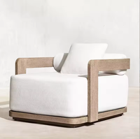 Ensemble de meubles de patio de luxe pour l'extérieur avec table foyer, ensemble de canapés de jardin avec coussins blancs pour villa, resort, cour