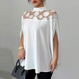 T-shirt a <span class=keywords><strong>pois</strong></span> larghe con maniche a pipistrello con collo alto a giuntura a Modulare Casual in pizzo intrecciato tinta unita trasparente - Product Image 4