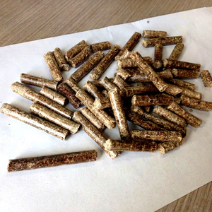 Granulés de bois AGROFOND, diamètre 8 mm, longueur 5-30 mm, haute valeur calorifique, densité 570 kg/m³, humidité 9,8 %, biomasse agricole - Product Image 1